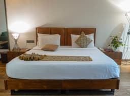 room-thumbnail