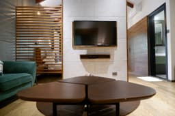 room-thumbnail